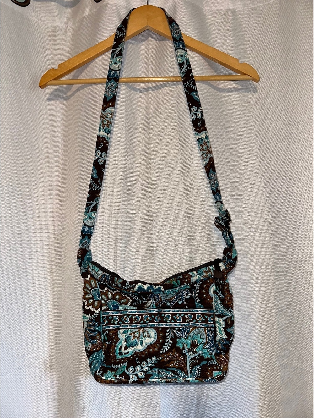 VTG Vera Bradley On the Go Crossbody Bag Java Blue Paisley Pattern
